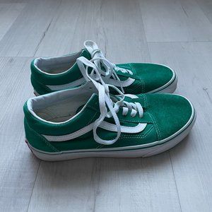 Vans women's sneakers - green and white - size 7